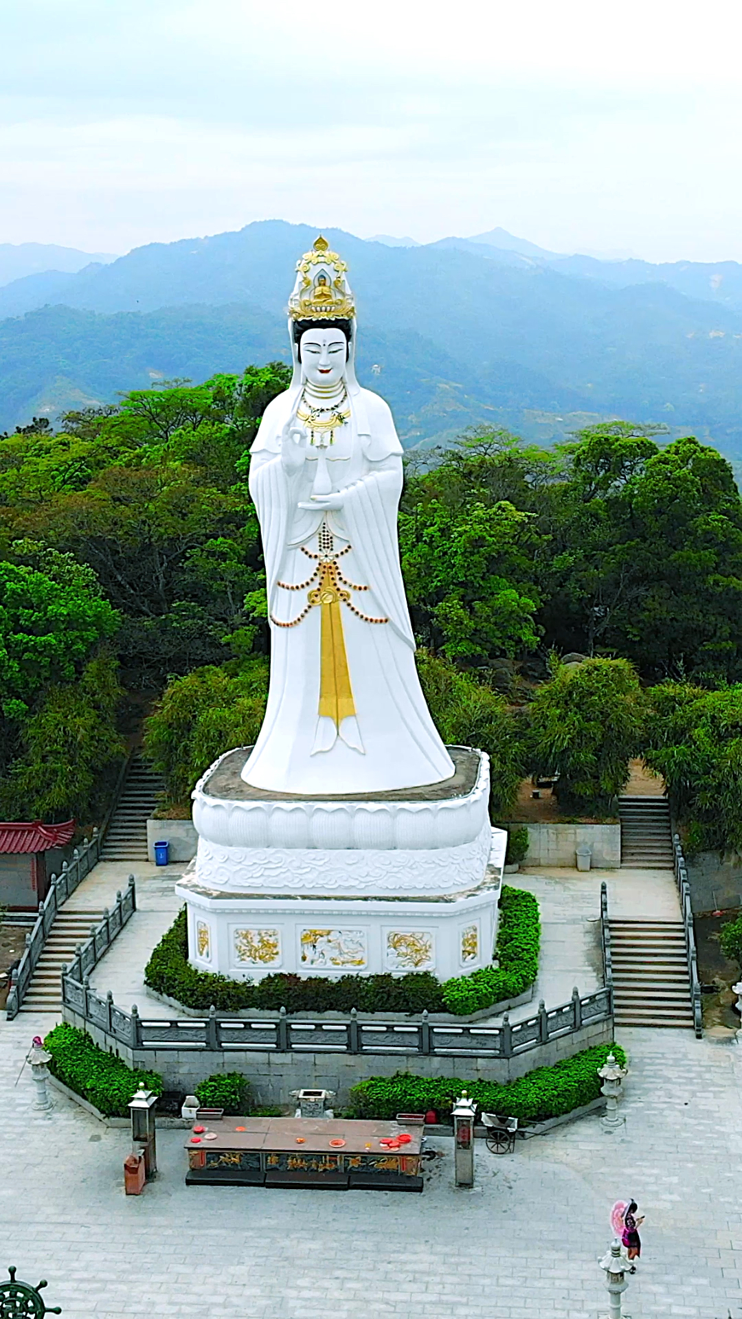 潮汕翠峰岩玉石观言,祝福大家好事连连,寿与天齐,年年有鱼,生意兴隆