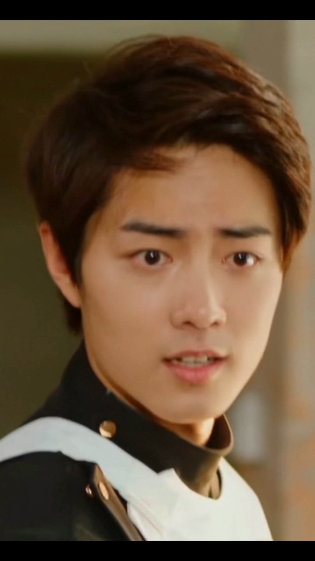 肖战#哈哈!咱们的胖方太可爱了,完全不安套路出牌.-度小视