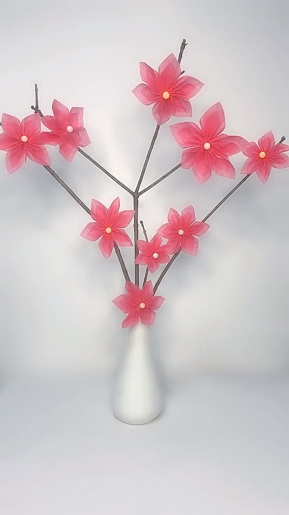 废物利用#无纺布袋子做个花花漂亮不,你也试试-度小视