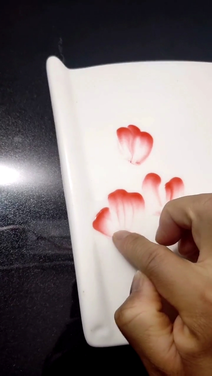 画朵花送给大家.果酱画