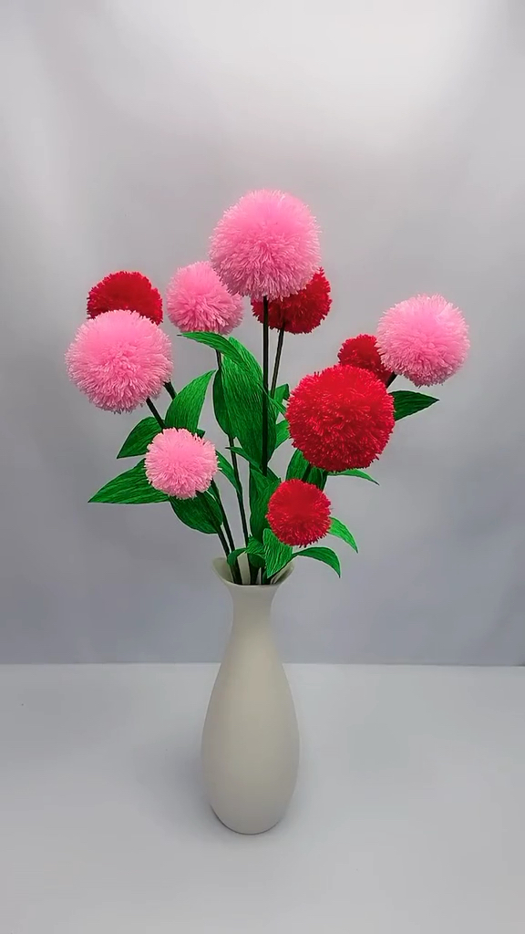 全民手工制作#废毛钱盘起来,做成毛线花球是不是超美的