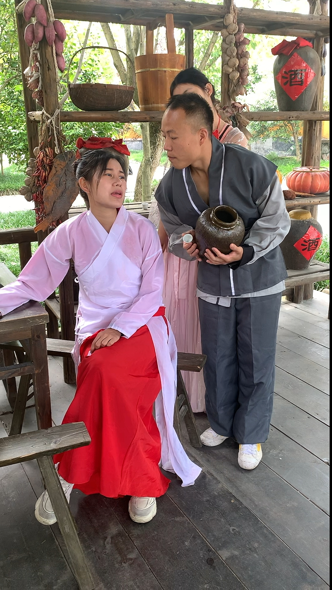 剧组演员拍戏现场花絮曝光