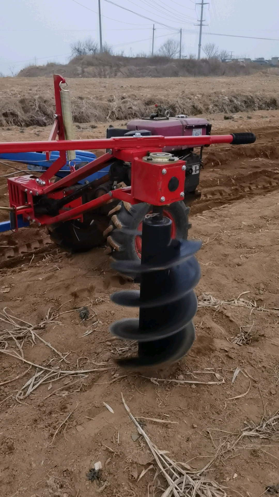 挖坑机手扶拖拉带挖坑机树坑机