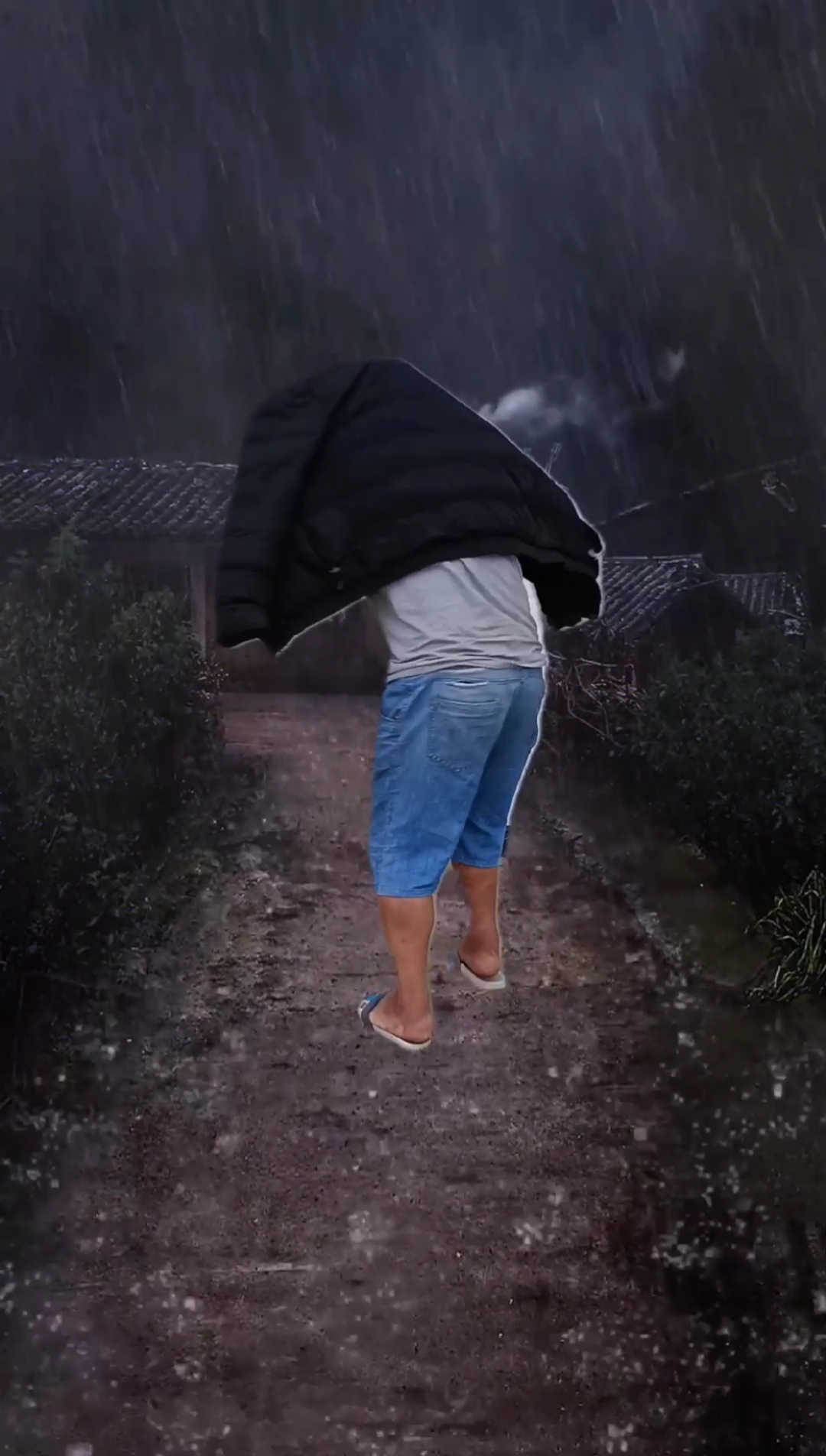 丨自已淋雨就不要告诉别人了别显的自已很重要"我的意思是能熬就自己