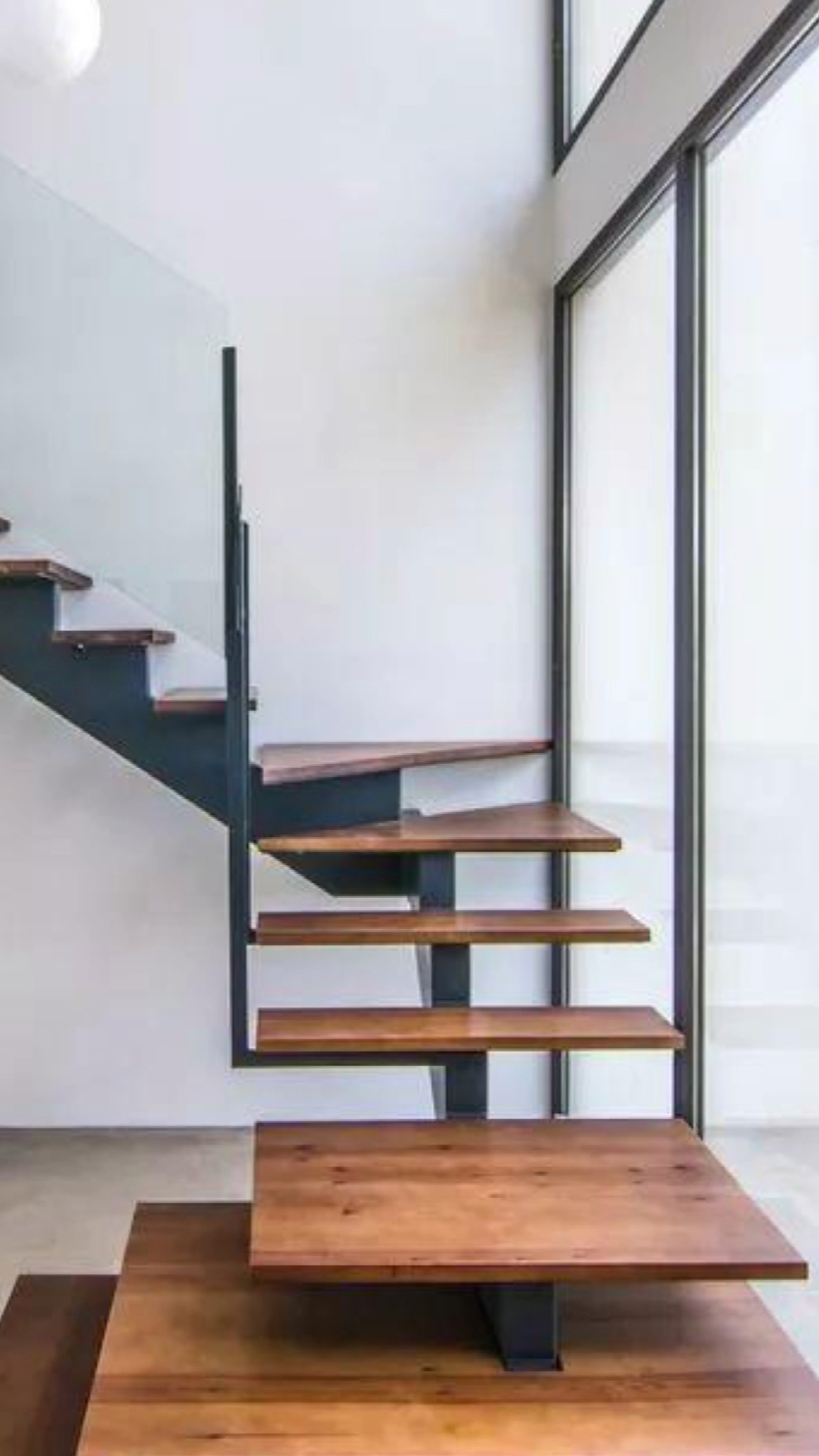 单梁玻璃钢木楼梯#单梁玻璃钢木楼梯,适合小公寓的楼梯设计,你们有人