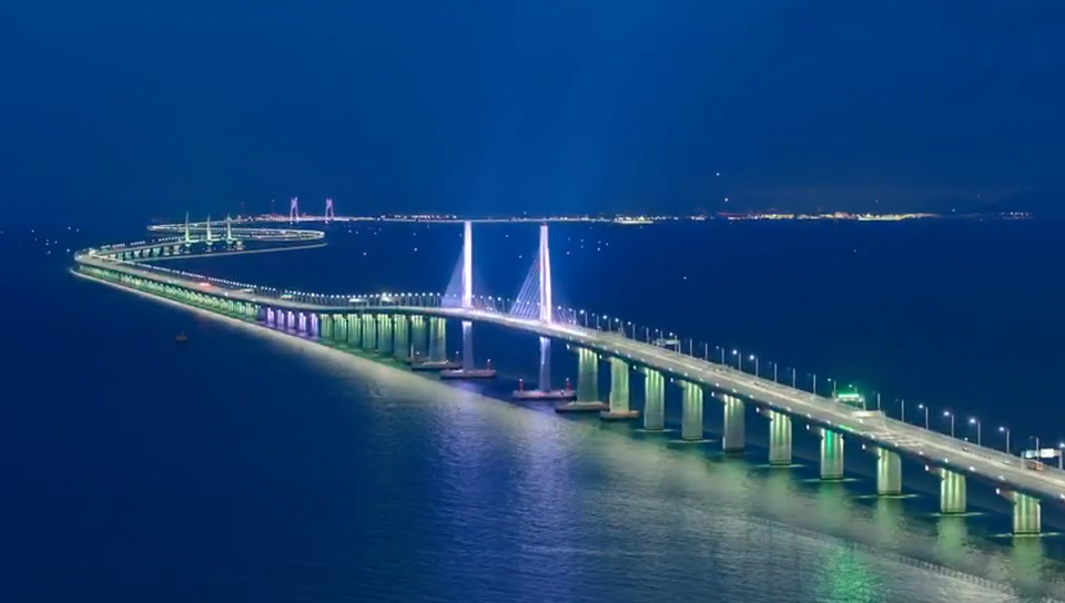 港珠澳大桥#港珠澳大桥夜景太美了-全民小视频