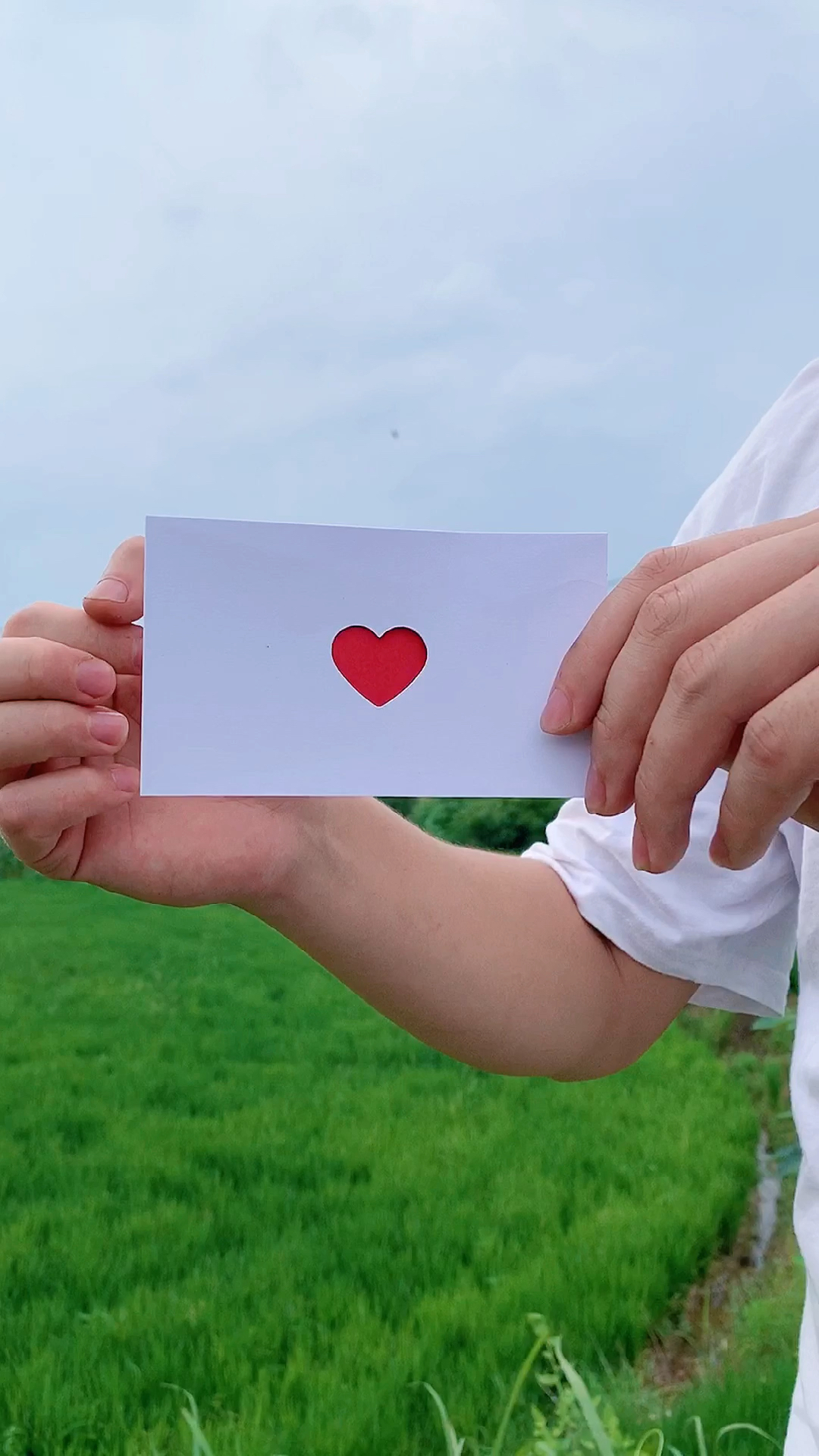 创意手工diy#超火的弹指爱心教程来啦,快给你喜欢的她他变个魔术吧