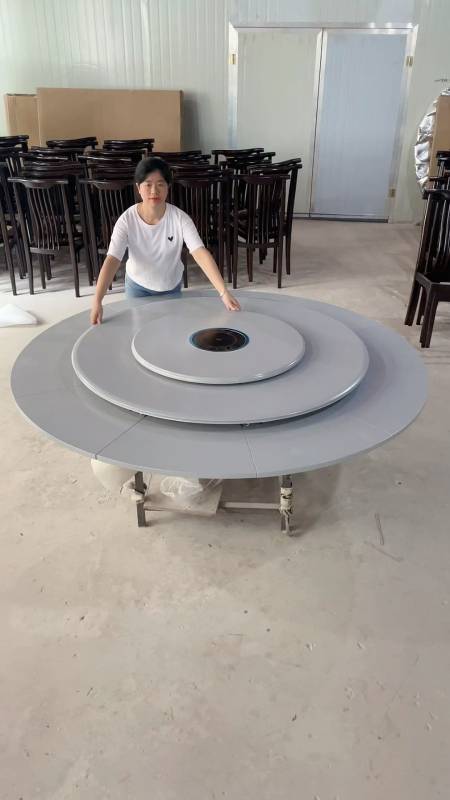 旋转伸缩多功能,变径可大可小的实木大圆桌-度小视