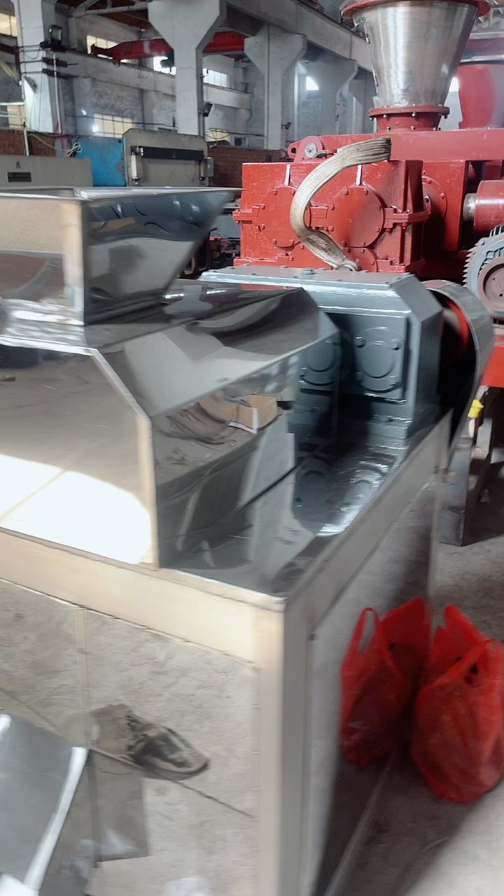 干法对辊制粒机干法对辊造粒机