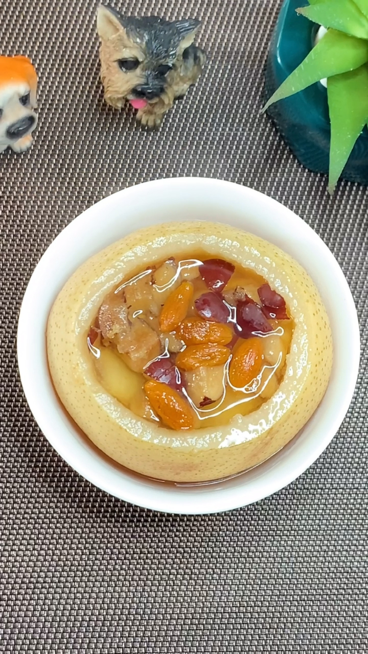 美食#冰糖炖雪梨,蒸雪梨不但香甜可口,还止咳化痰!