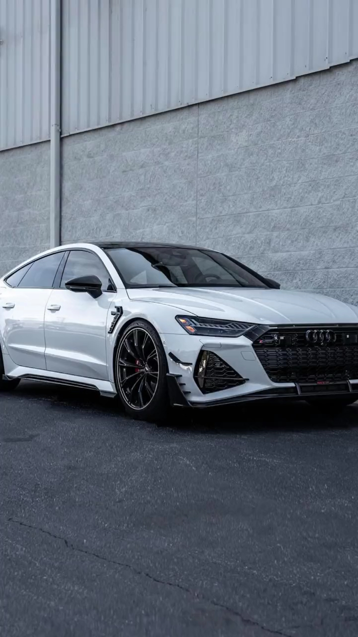 今日壁纸有人说白色rs7气场不够,那这个呢?#abtrs7