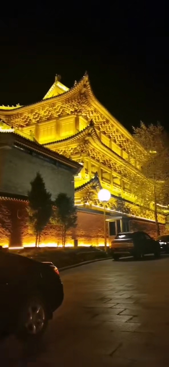 五台山夜景
