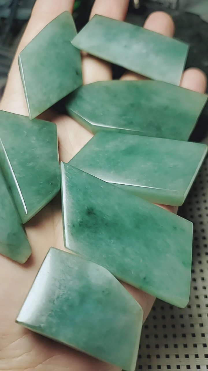 #翡翠#老坑满底色飘花片料8片一起走喜欢撩我