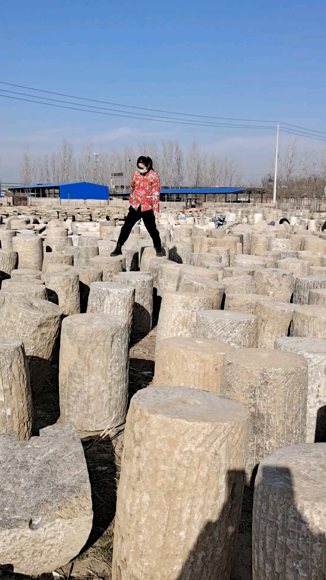 农村老石磙景区园林装饰