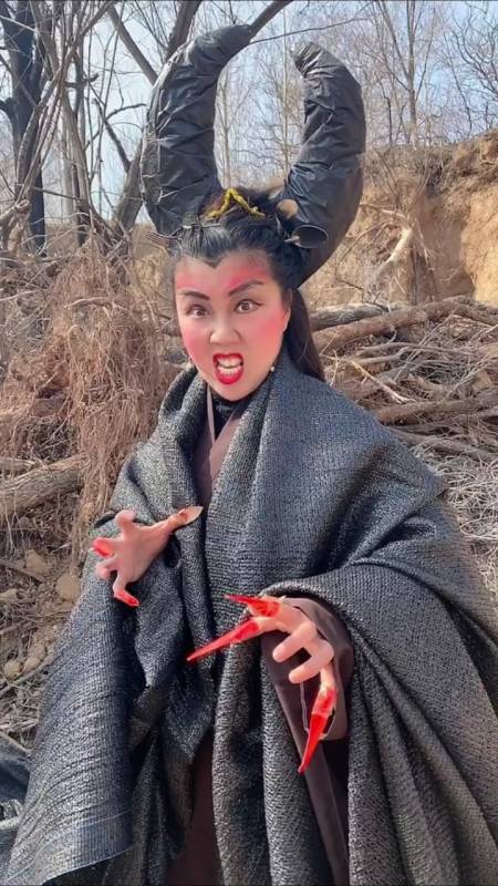 低配版(倩女幽魂)燕赤霞大战树妖姥姥