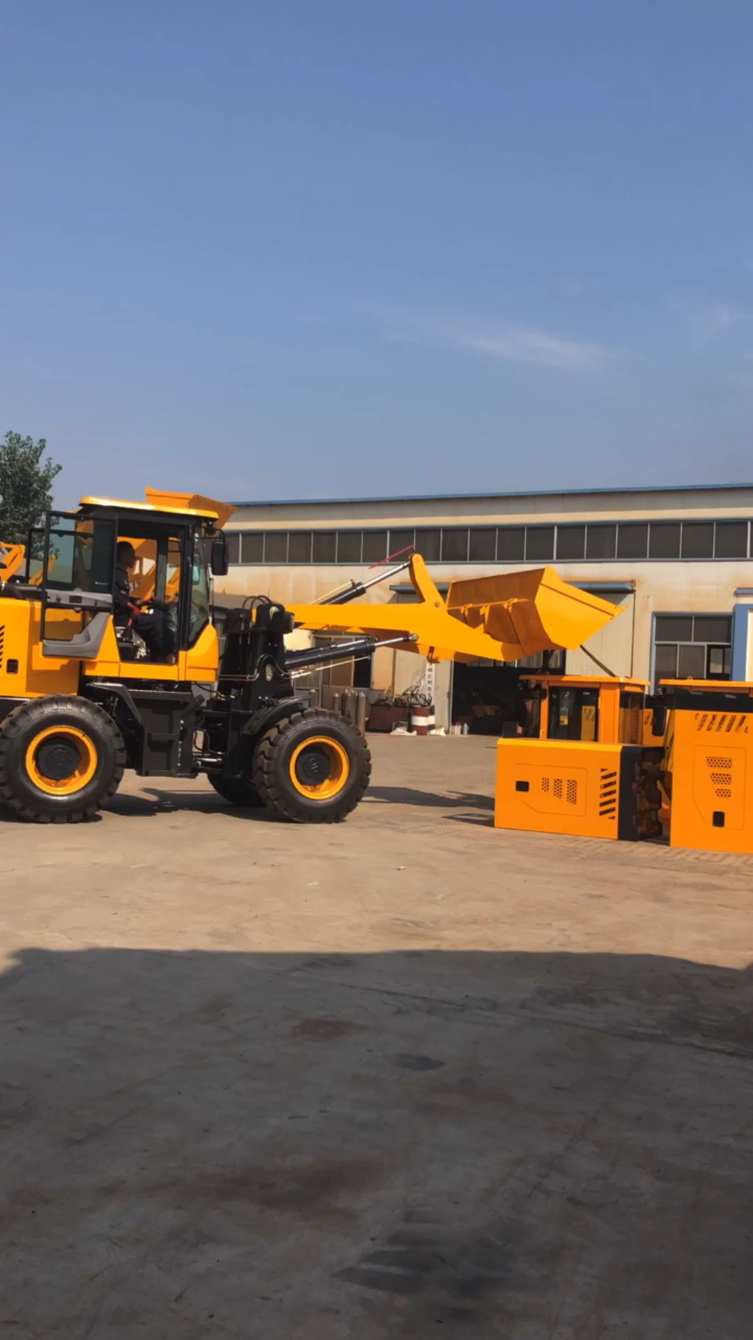 铲车干点吊车的活