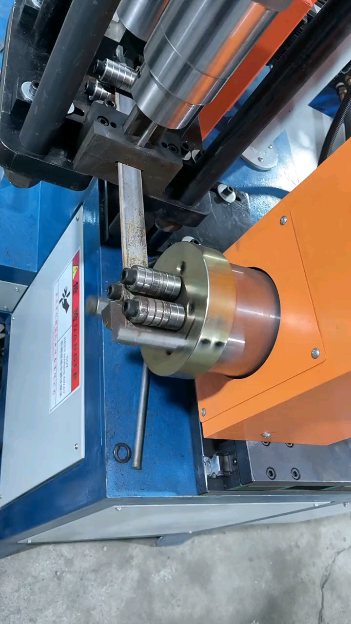 生产抱箍的设备都这么厉害啊