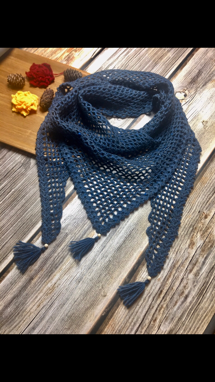 好物推荐#钩针编织三角巾秋天的宠儿喜欢的就分享-度小视