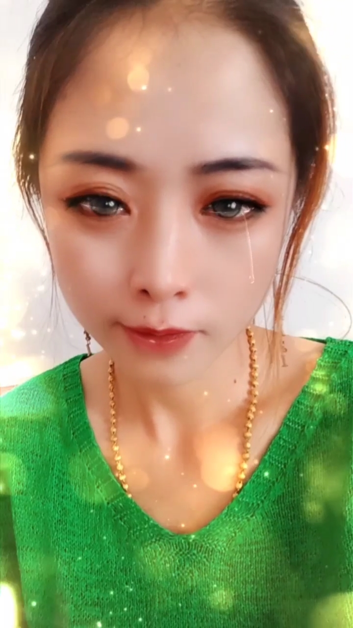 爱自拍的小姐姐#好伤心啊!