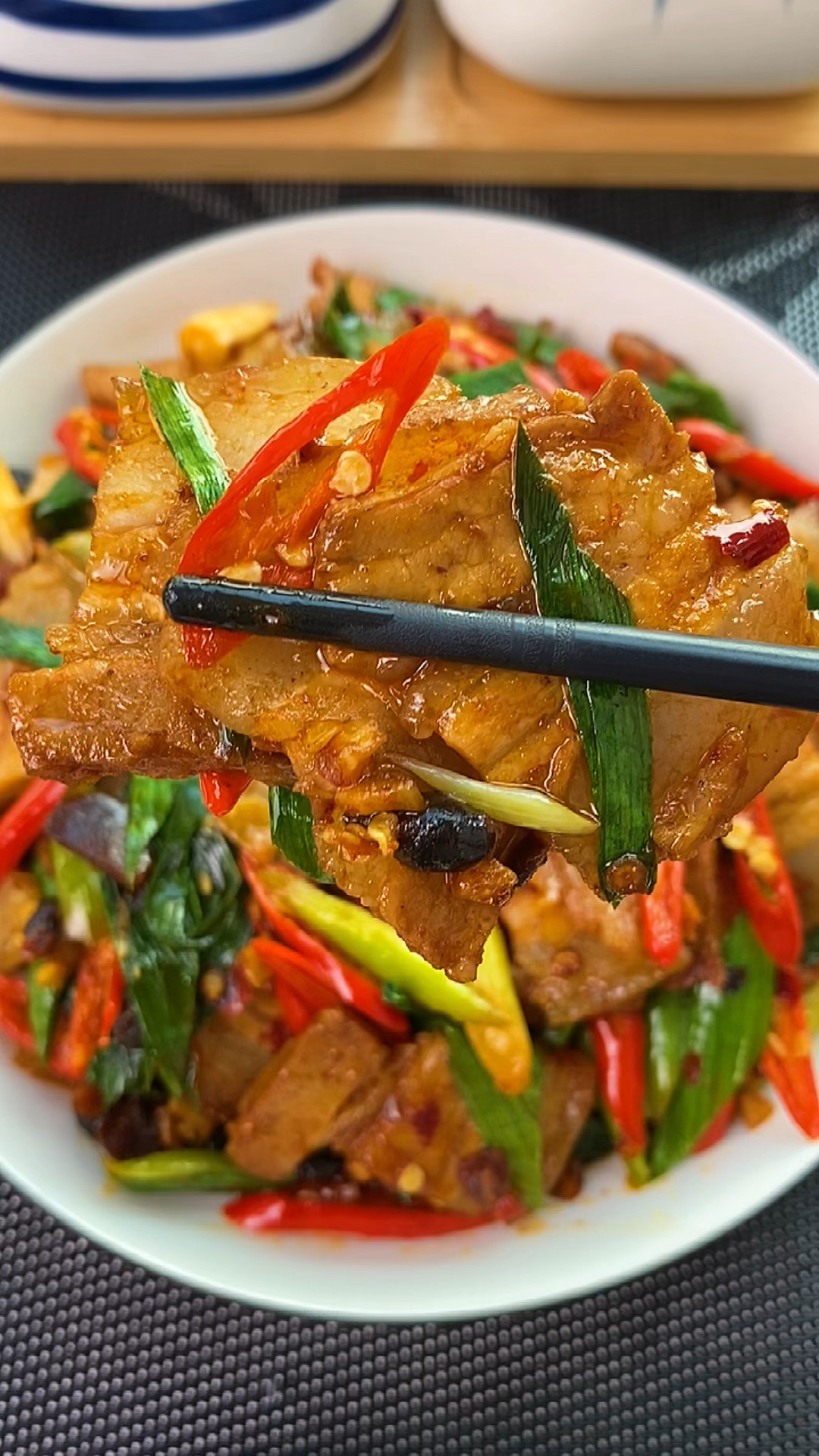 为什么饭店的回锅肉那么香那么好吃呢?