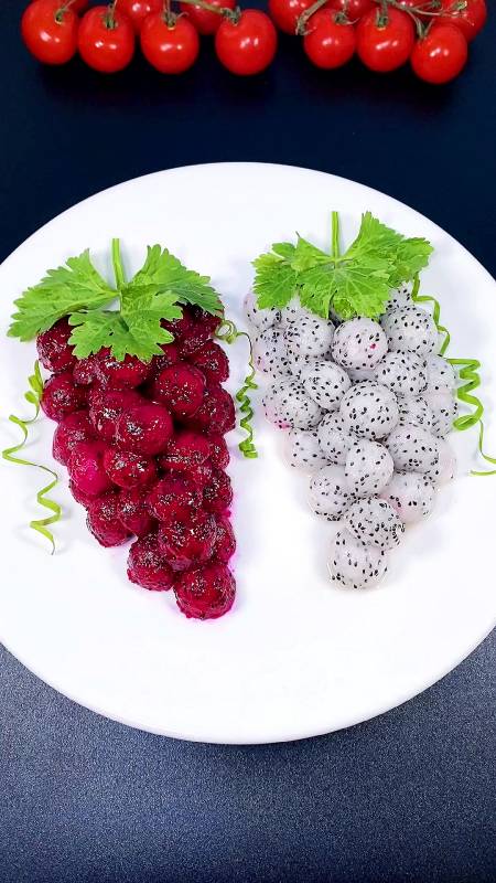 晒晒我的春节美食#鸳鸯葡萄,一道零难度的创意果盘,安排上吧