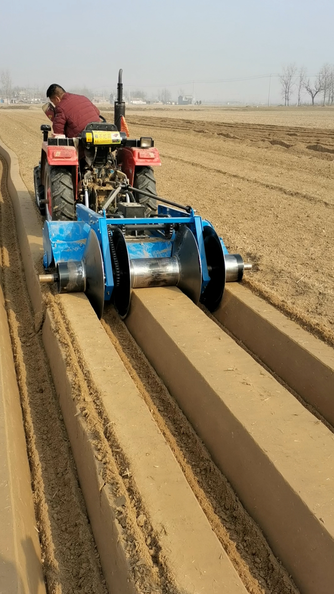 起垄机#草莓起垄机开沟起垄机大葱大姜开沟起垄机