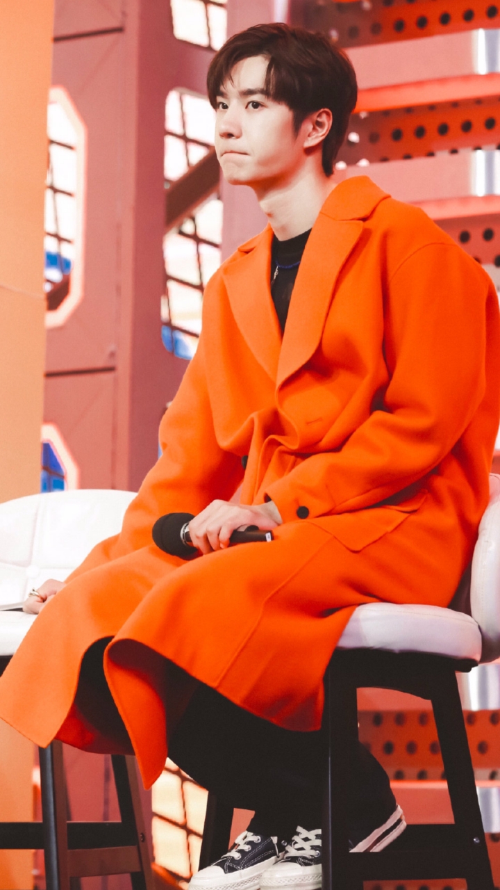 王一博#橙色啵啵,好喜欢啊!