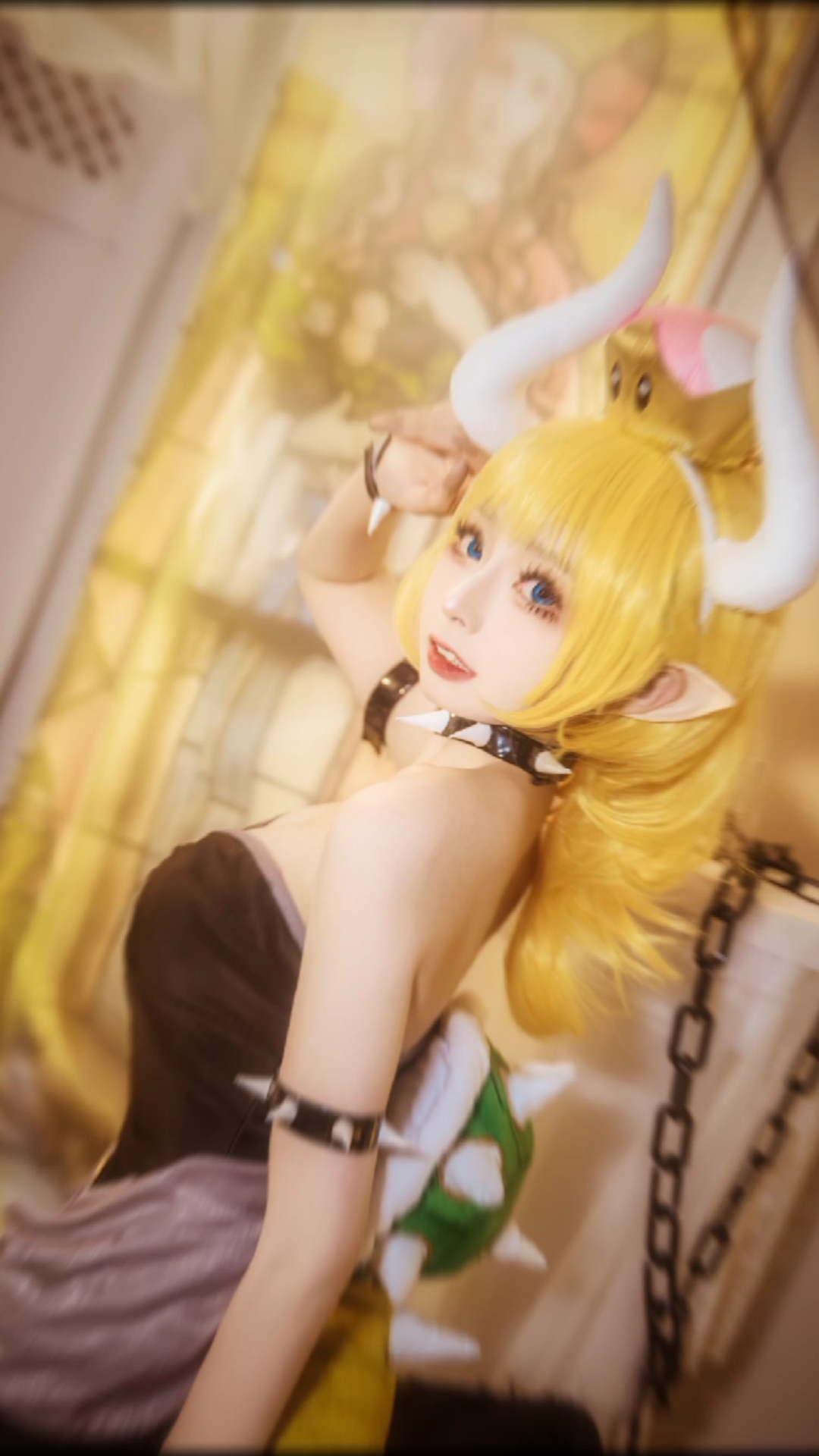 性感美女#超级马里奥库巴姬cos,这身材太好了,爱了啊