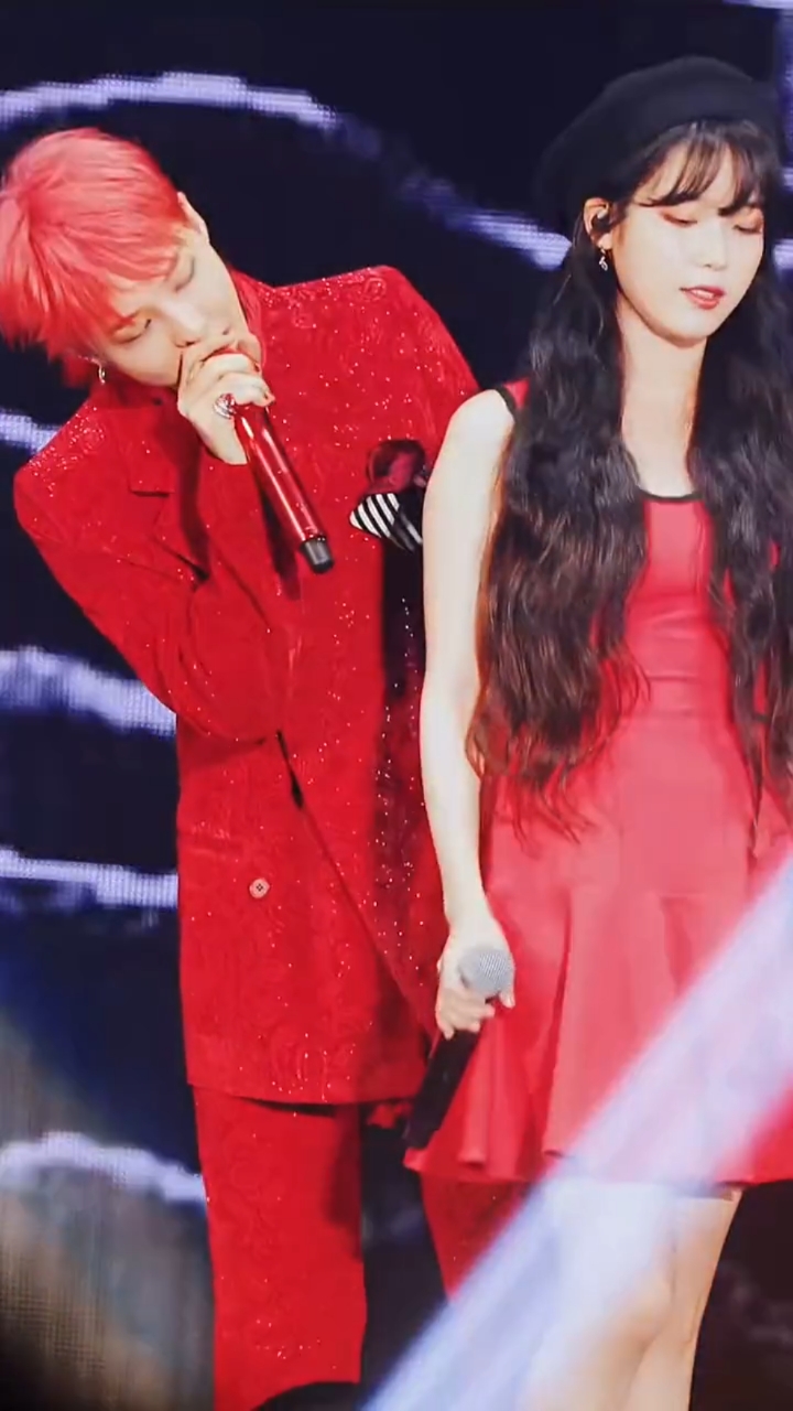 iu李知恩全能艺人#iu&gd,王炸组合来了