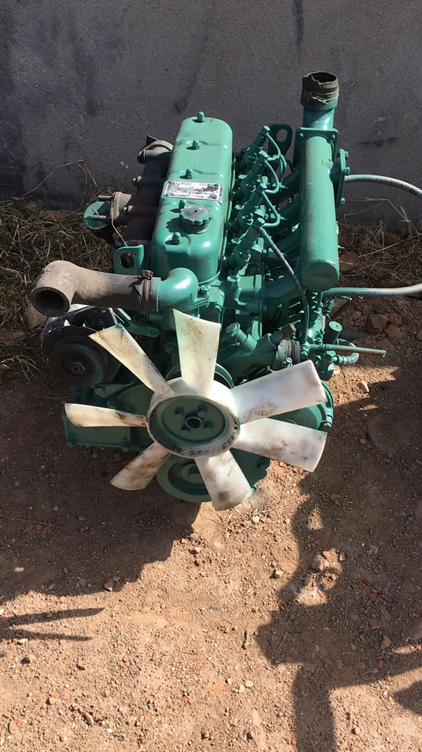 常柴490装载机发动机