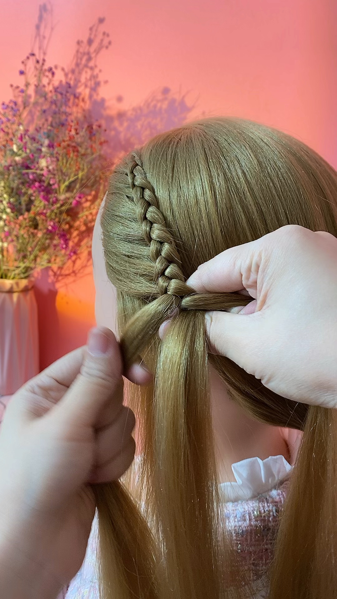 全民最火编发#反三股加一立体感编发慢动作教程