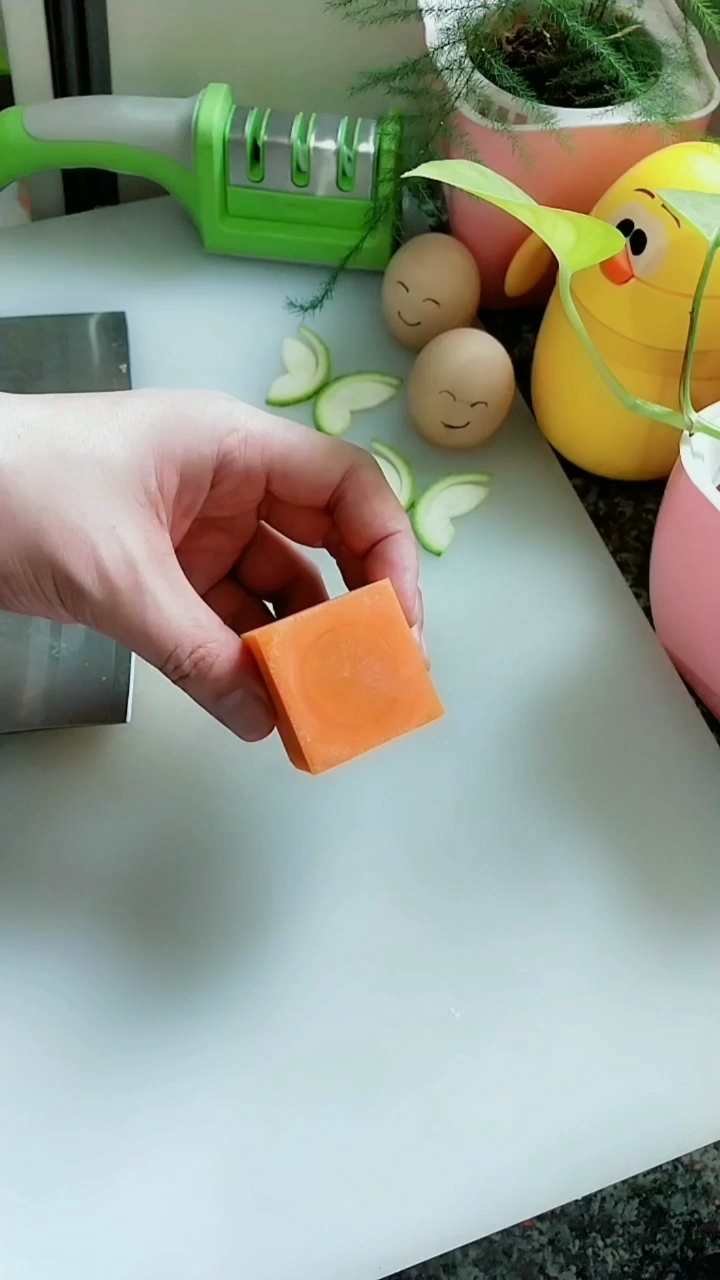 胡萝卜的字母切法,太实用了