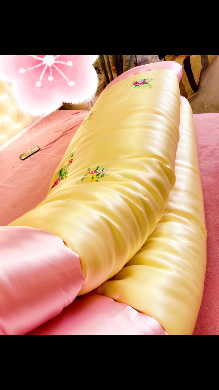 好物测评非常漂亮的丝绸棉被
