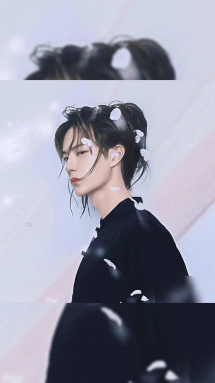 男明星高马尾造型,王一博文雅,朱一龙凄美,而肖战可以称得上经典