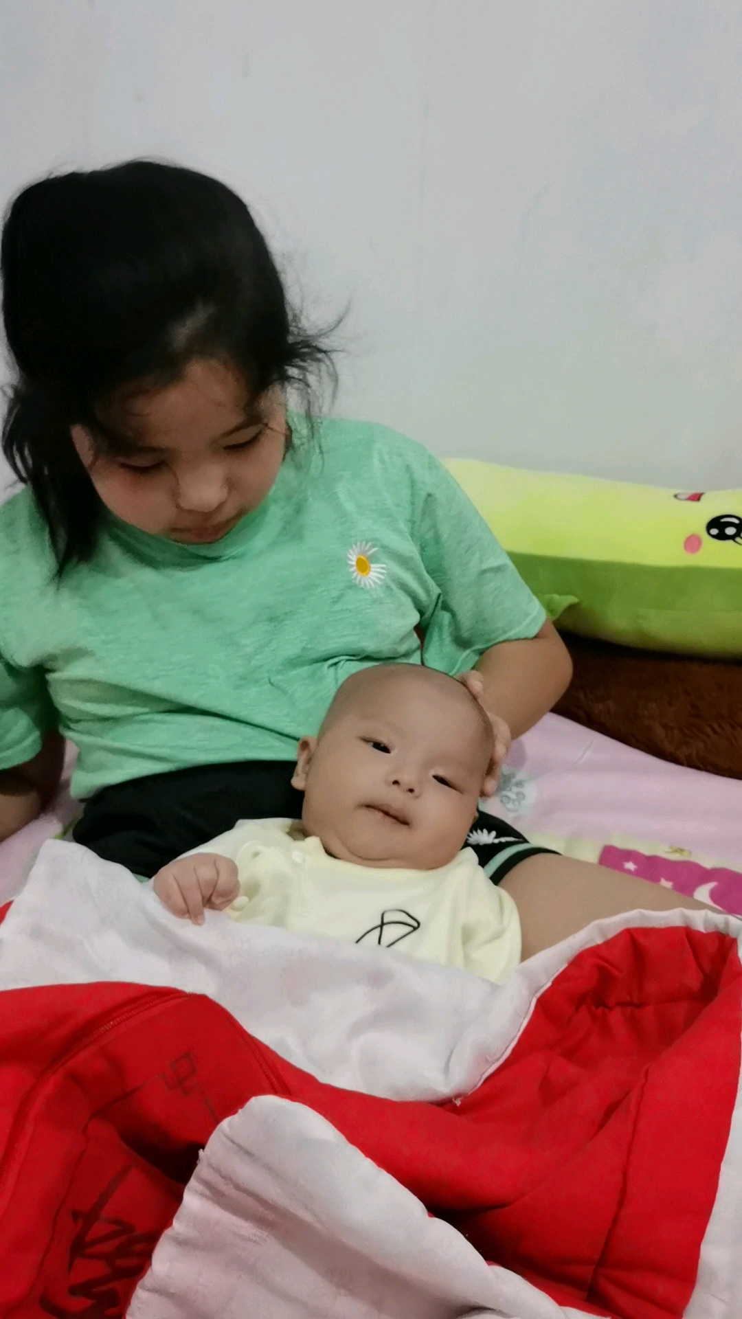 熊孩子的日常#姐姐带娃有一套