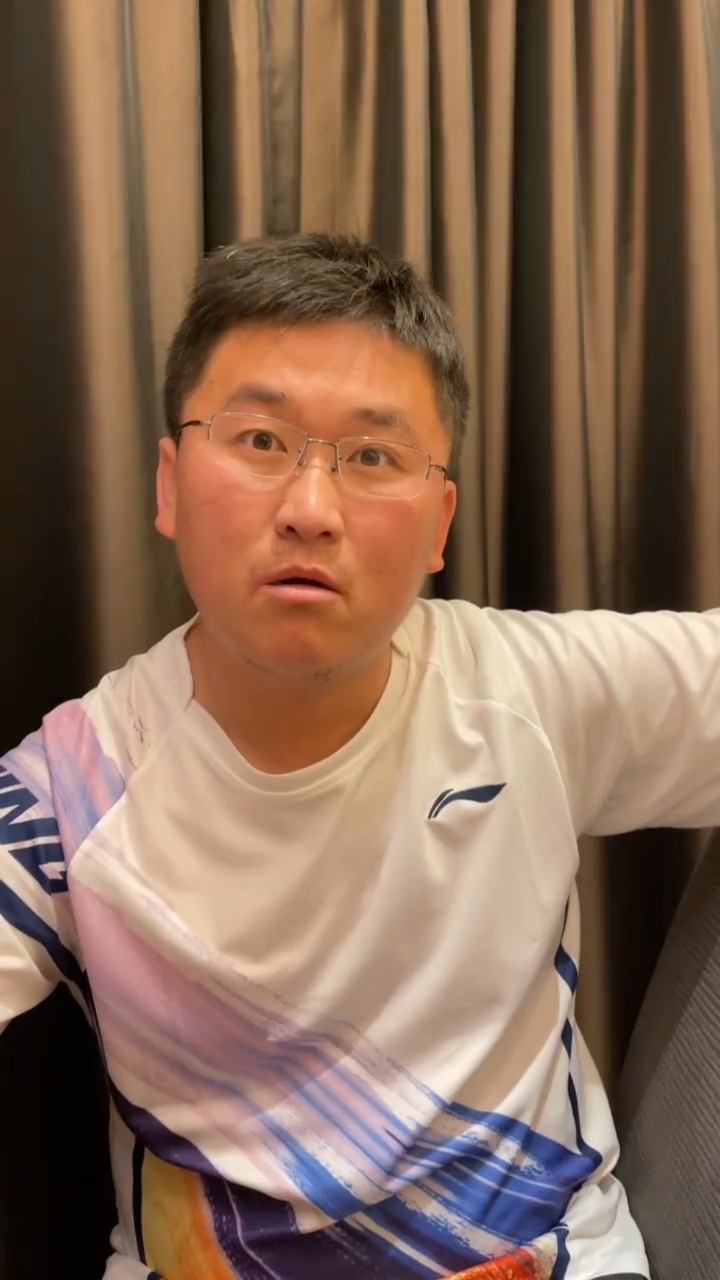 笑神姜涛#本人宣布:未来两个月,退出一切网红活动.