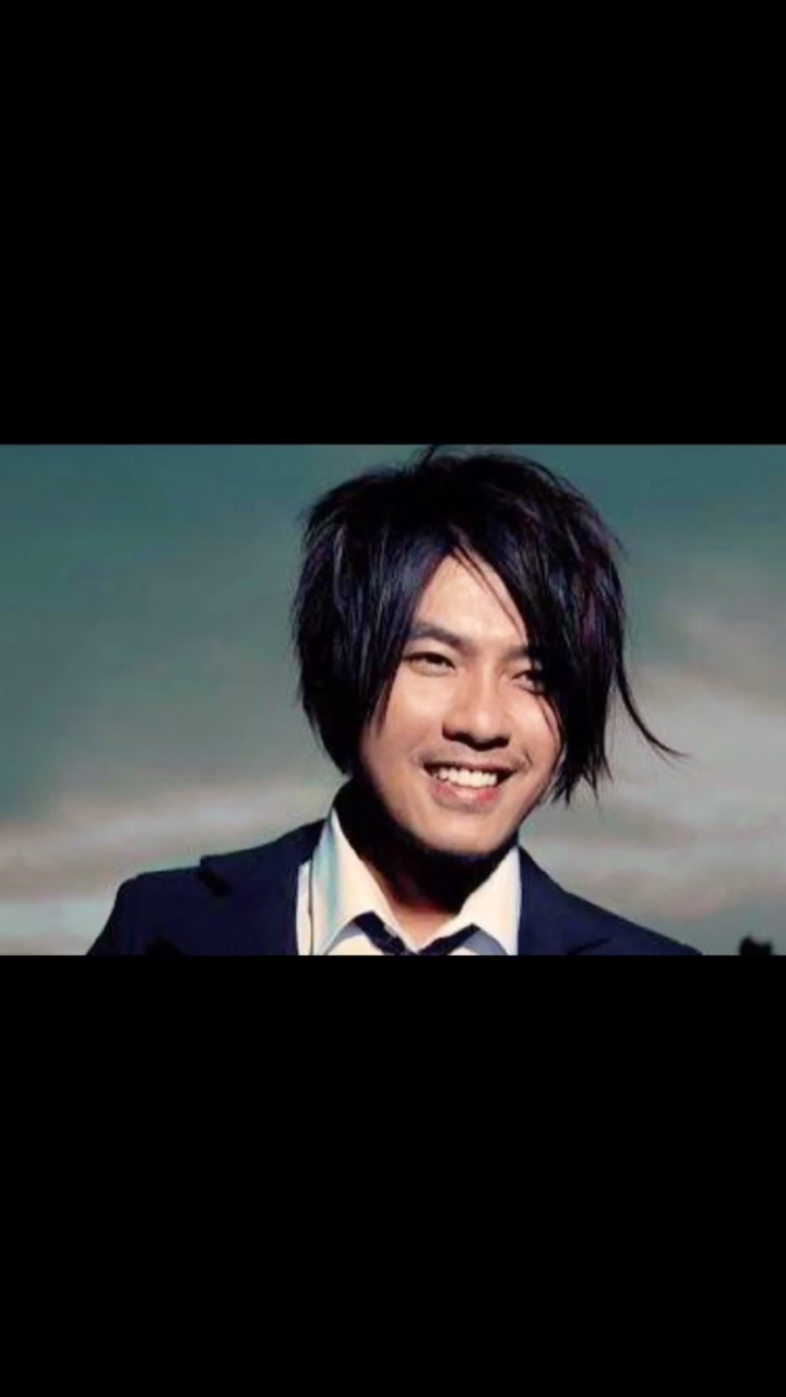 阿杜#2002年火的一塌糊涂,当年他的《andy》这首歌红遍大江南北大街