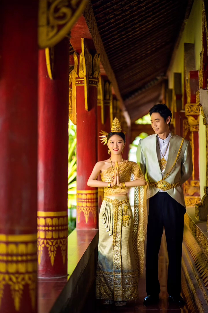 漂亮的婚纱照7815西双版纳傣族风情-度小视
