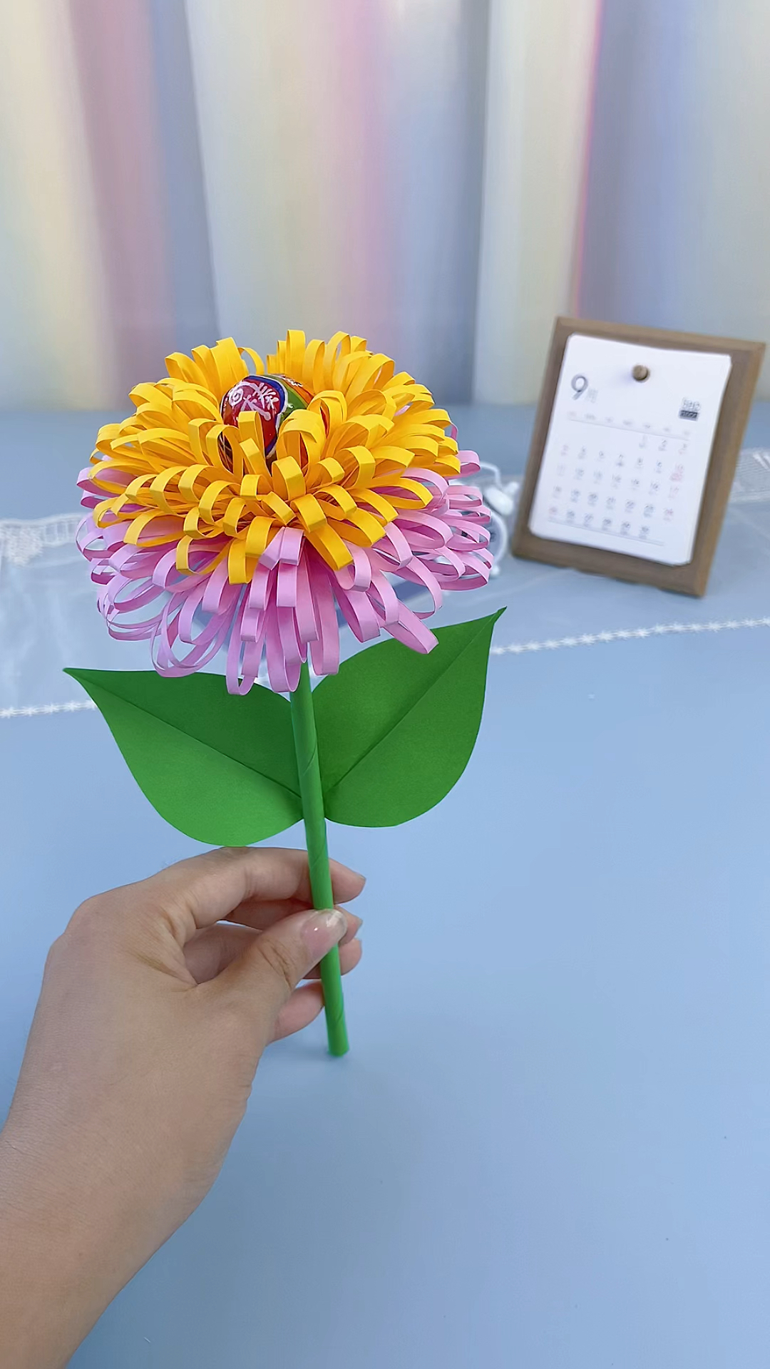 手工制作听说你们教师节礼物都做废了那试试这款棒棒糖小花吧超级简单