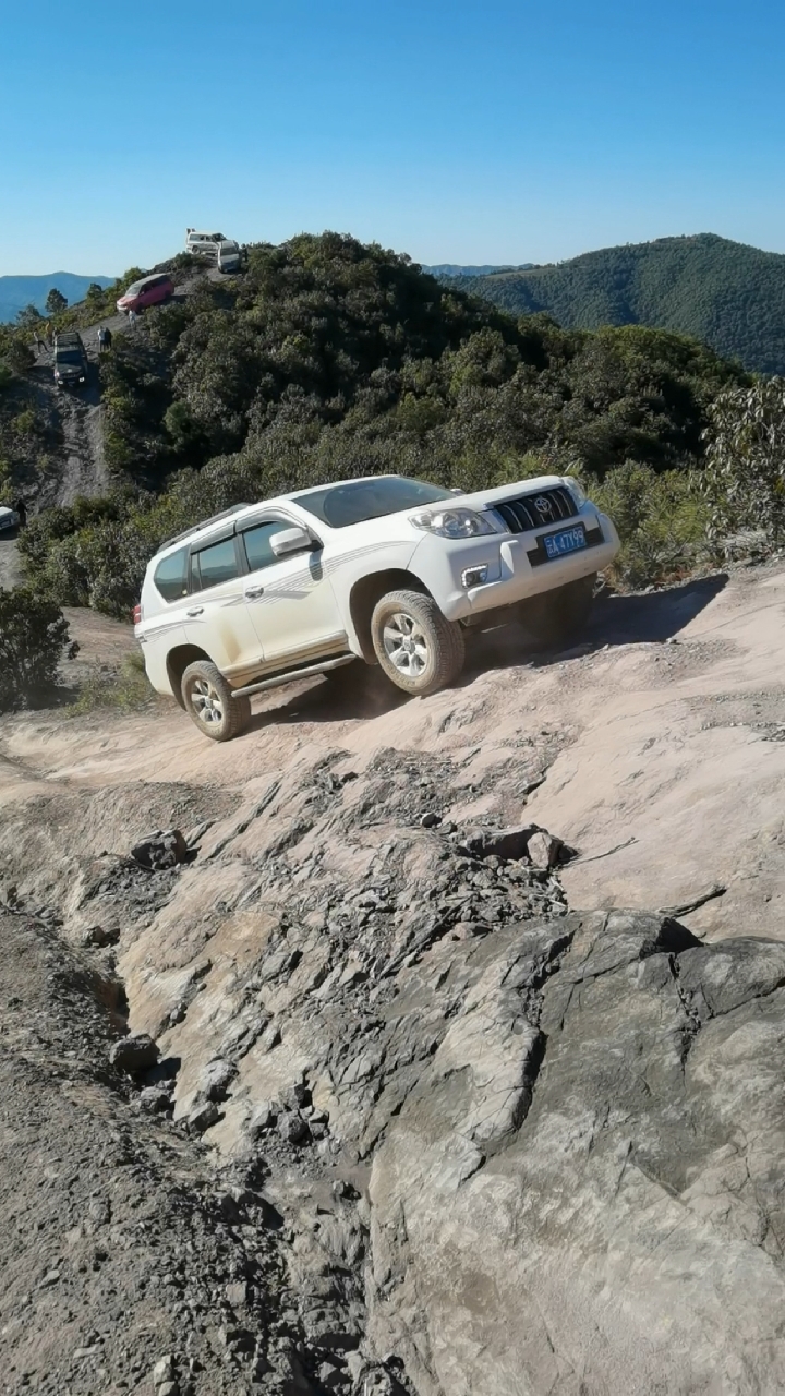 越野,穿越,爬山,户外#丰田普拉多来了