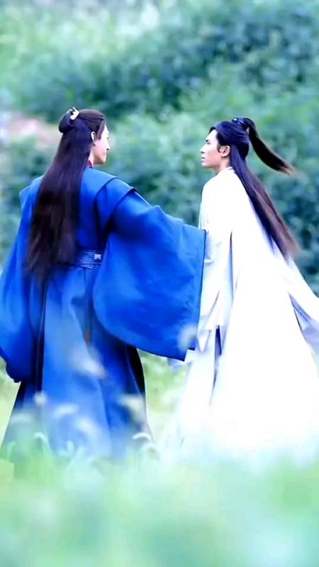 山河令#还有多少姐妹还在温絮芭莎照片相册山河纪念册还有要收藏的吗