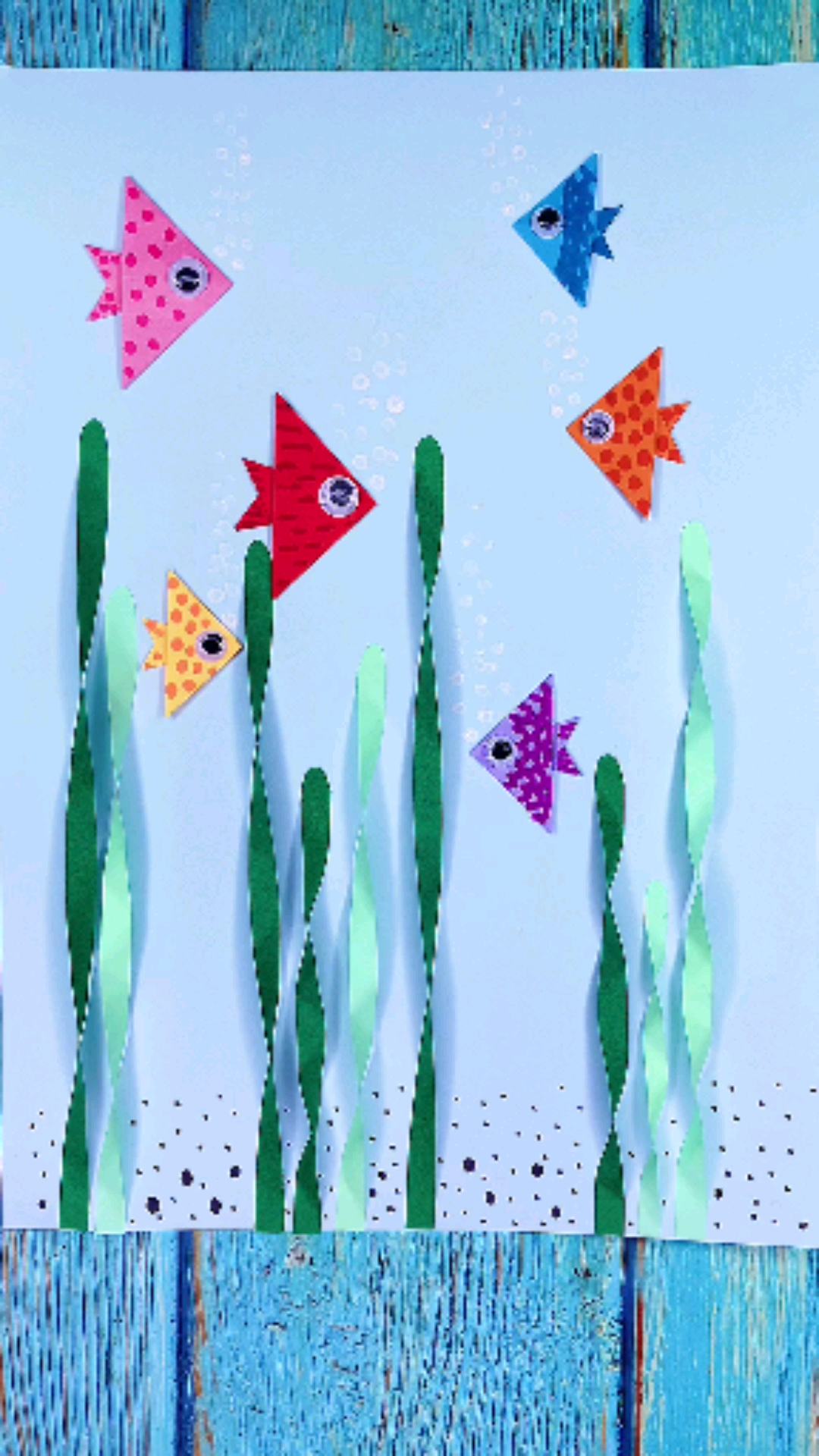 我和春天有个约会#用正方形纸就可以做小鱼,简单又有趣!-度小视