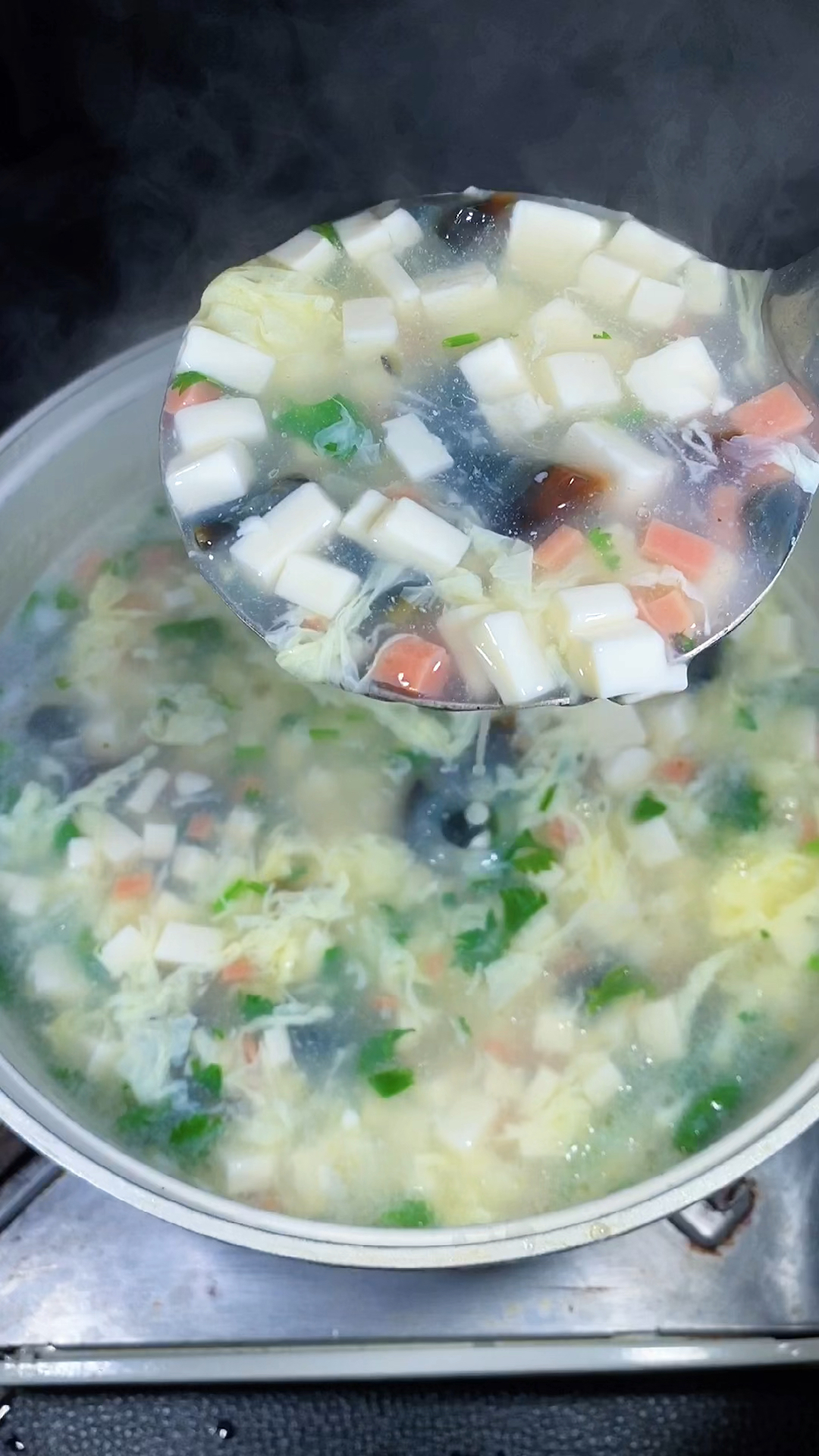 皮蛋豆腐羹可以在家这样做