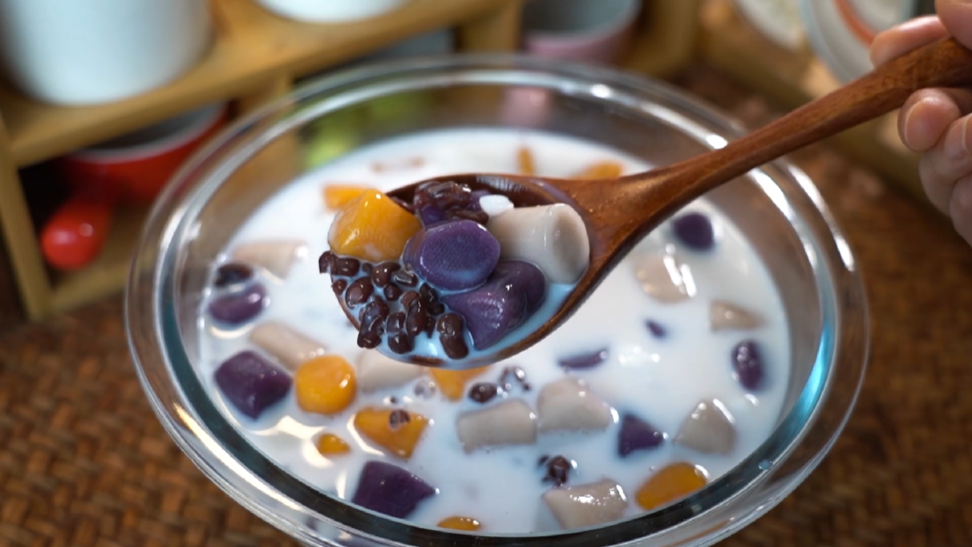 椰汁芋圆#q弹小芋圆搭配椰汁,简直绝绝子啊