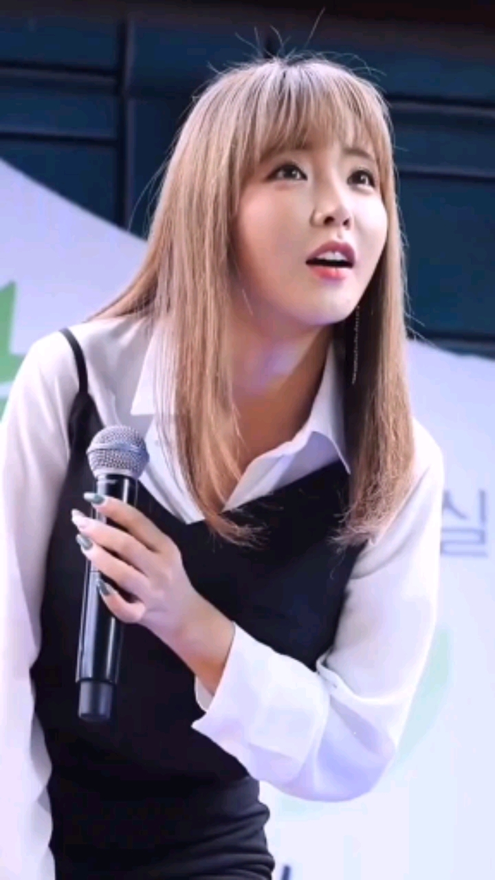 洪真英#甜美笑容