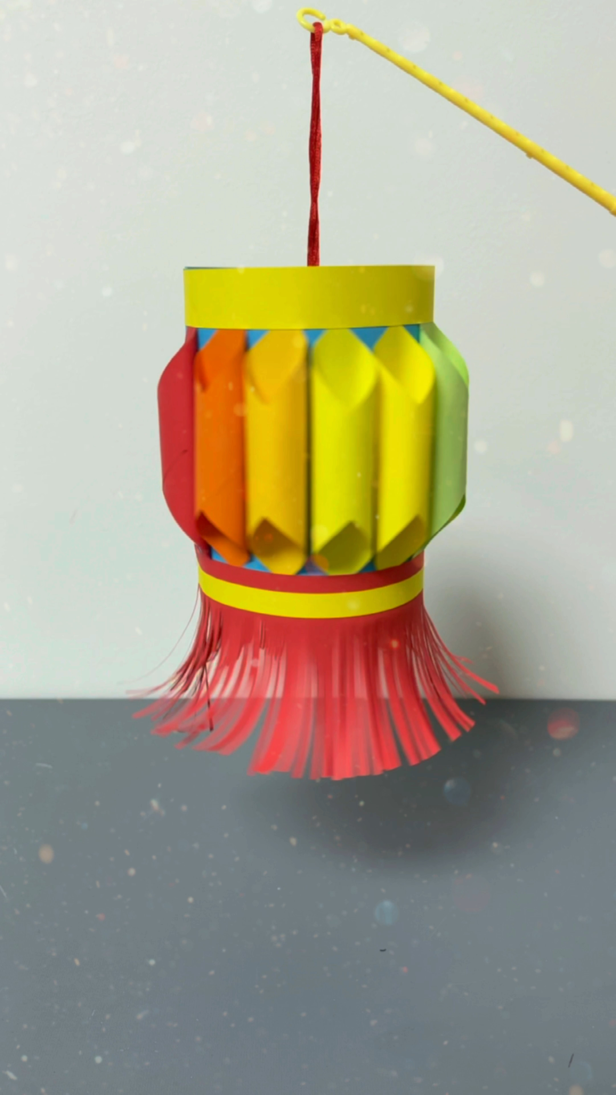 春节元宵马上到一起做好看的彩虹灯笼吧手工灯笼新年手工幼儿园手工