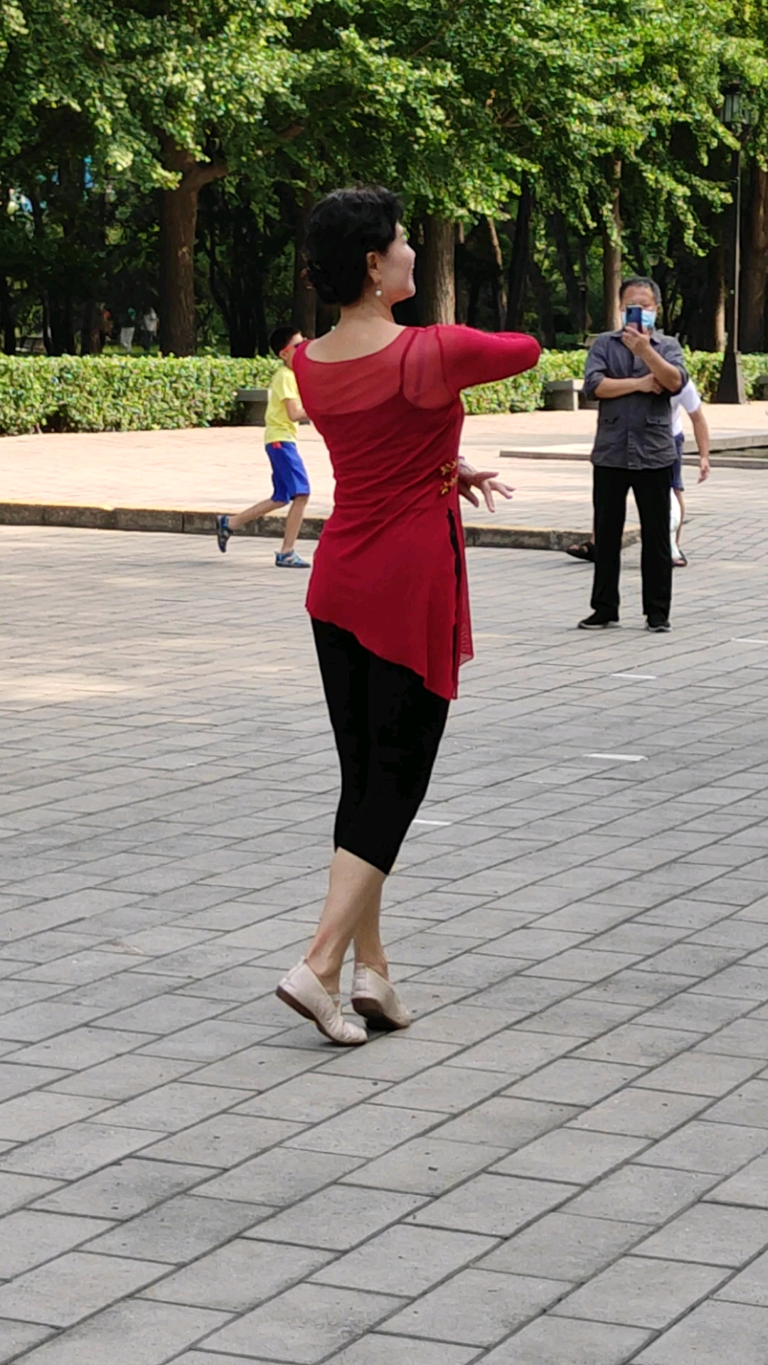 北京玲珑公园广场舞