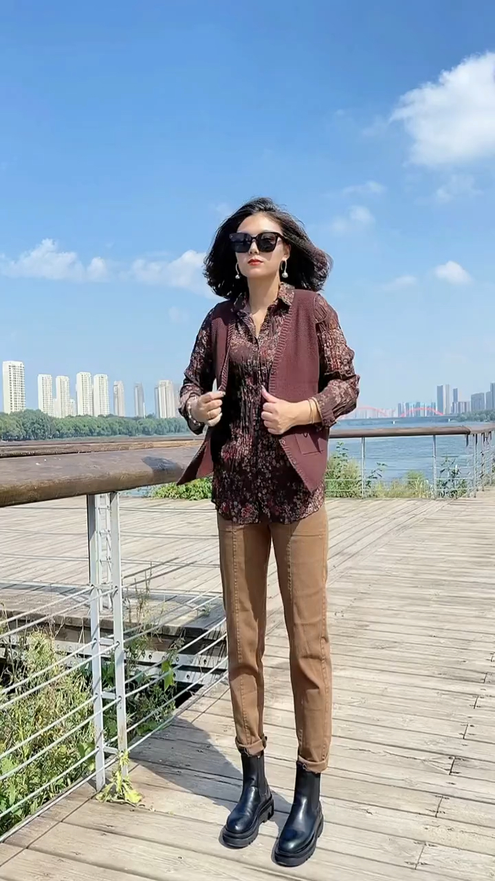 "70后穿搭技巧"老了也要自信满满