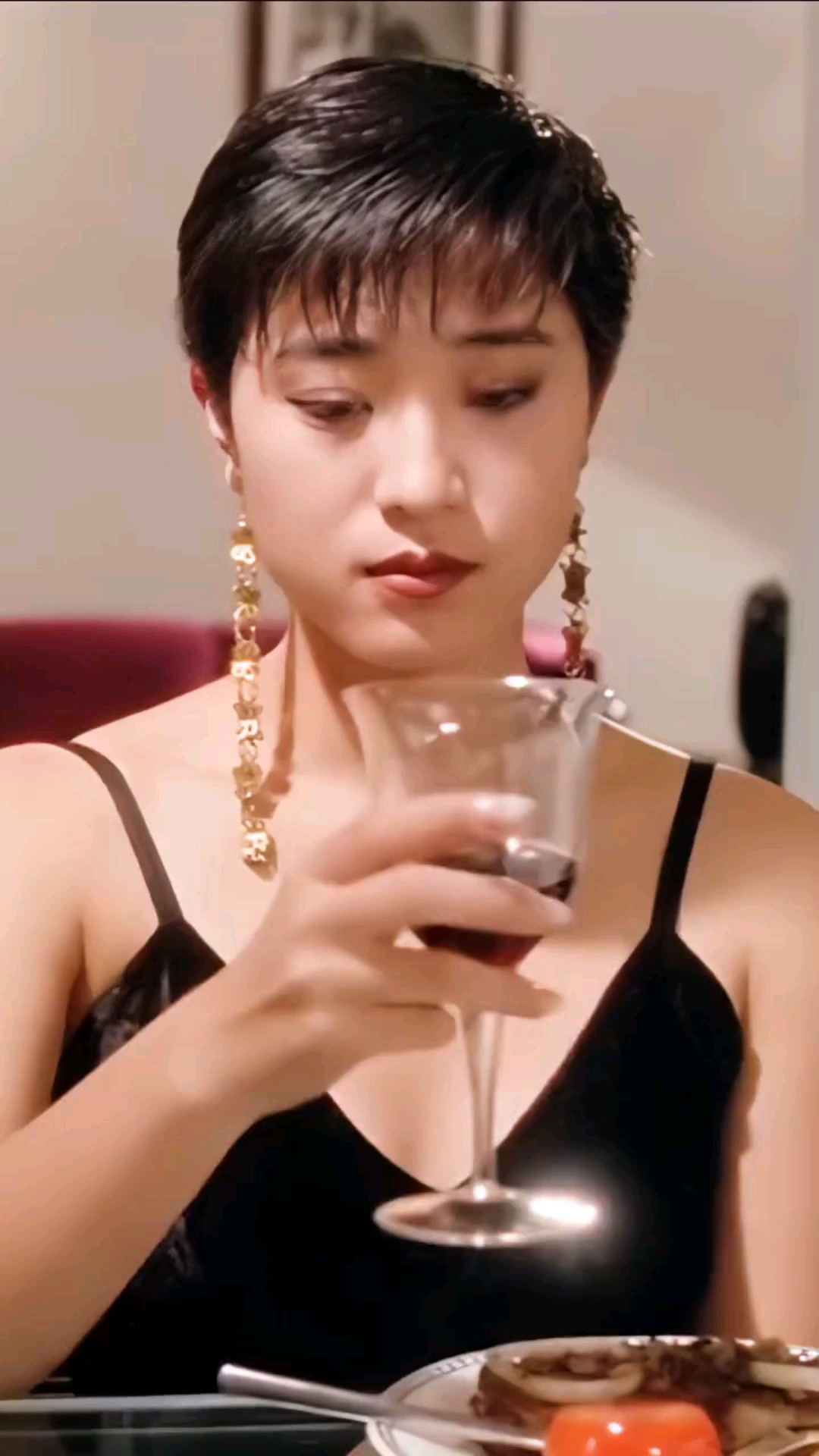 最美的港姐:陈法蓉