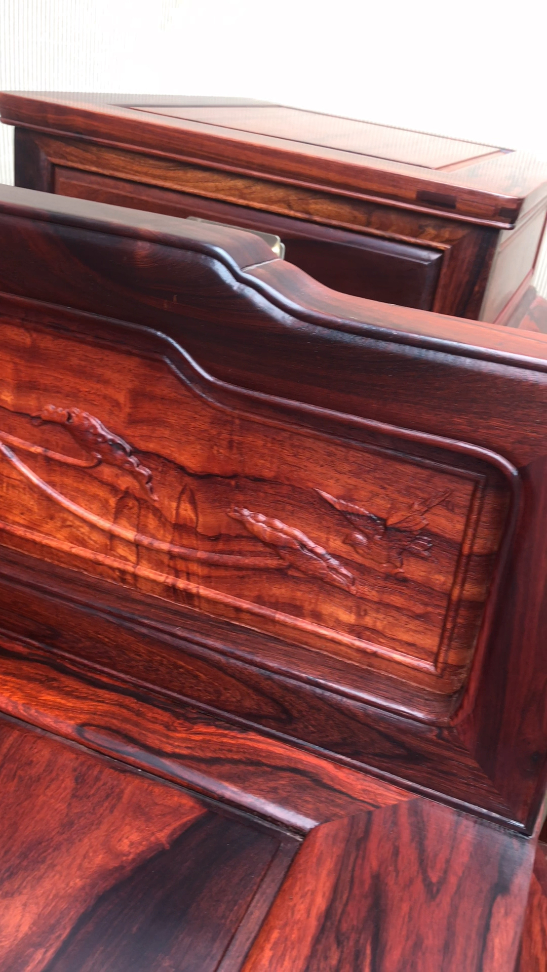 大果紫檀黑红老料荷花宝座美得一塌糊涂